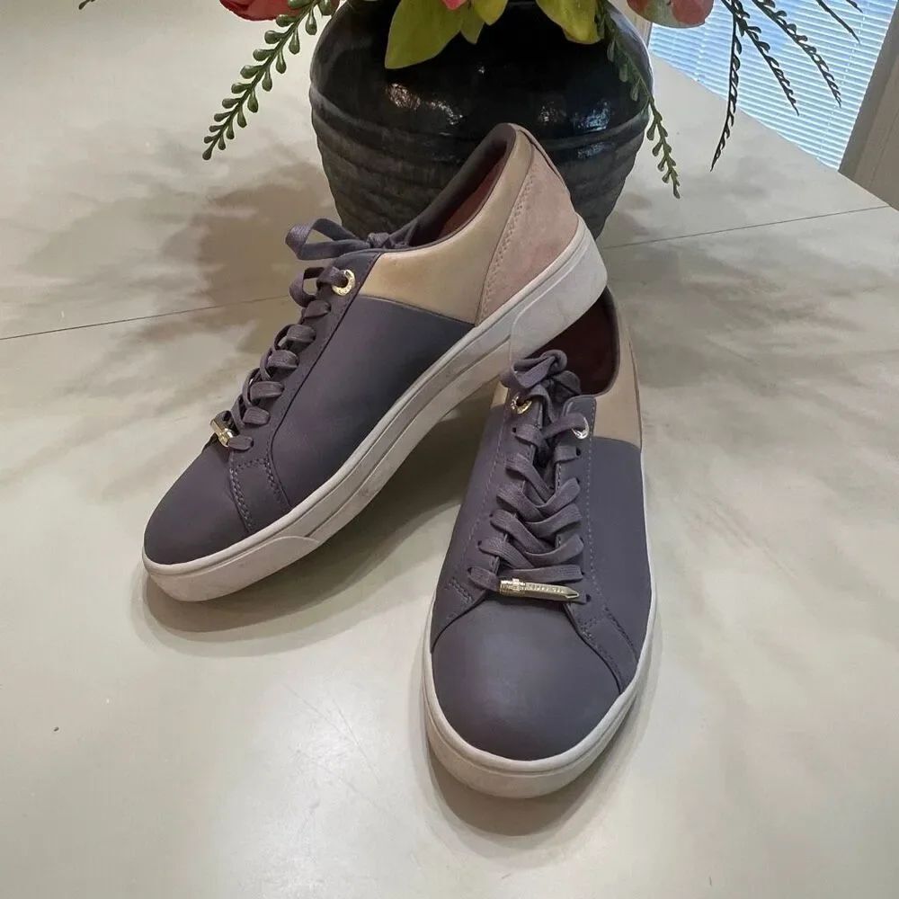 Ted Baker Women's Colorblock Leather Suede Oleni Sneaker Purple Taupe Size 7